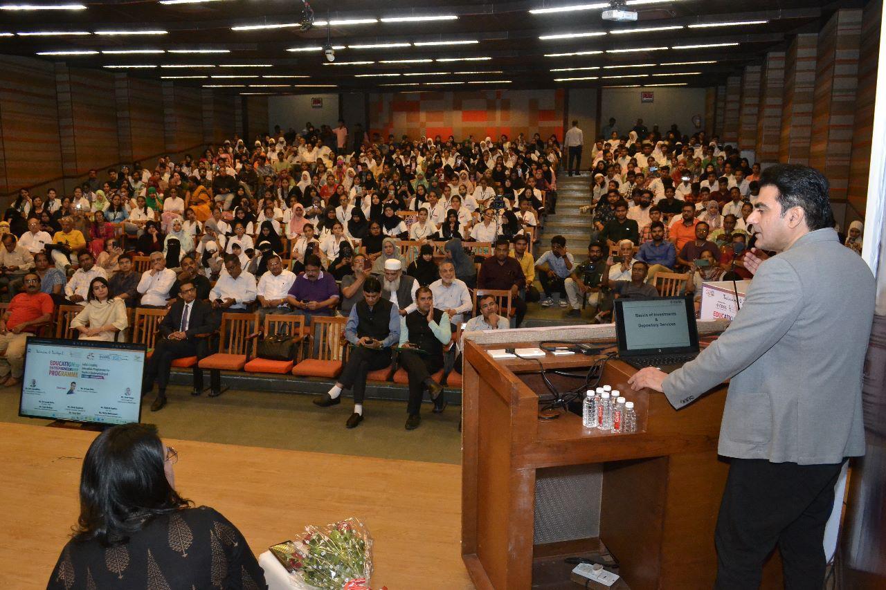 Image from the supplied Taleem-o-Tarbiyat photo collection, photo 74